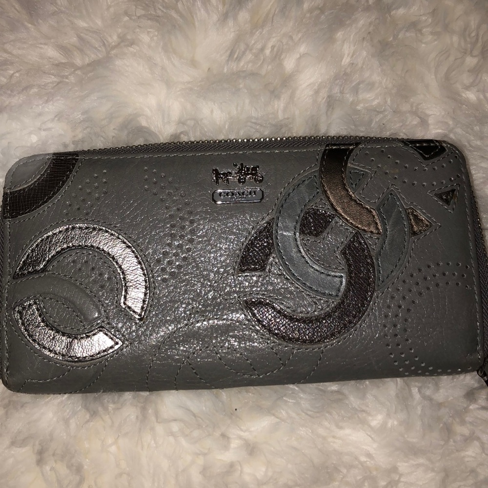Wallet/CHECKBOOK HOLDER
